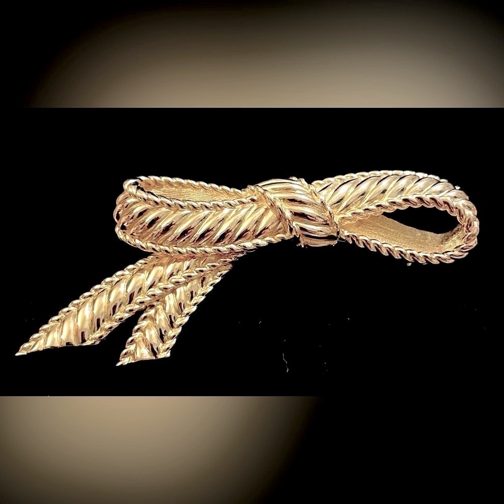 Christan Dior ribbon bow brooch pin​ - EUC​​